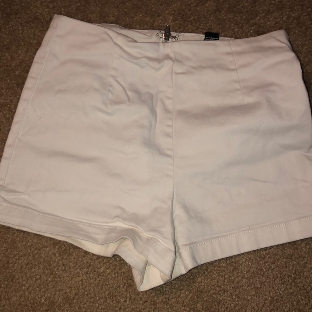 High waisted zip up shorts!